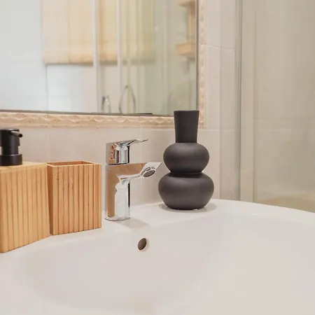 Theros Blue Apartman